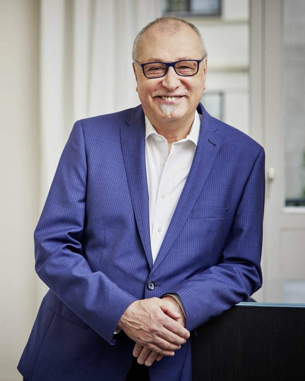 Detlef Hartmann Detlef Hartmann